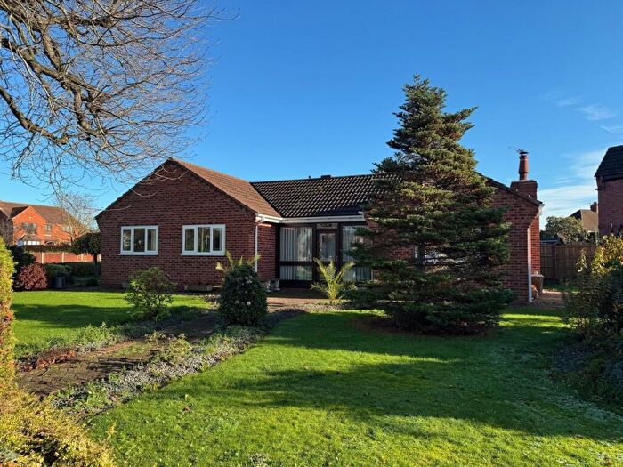 4 Bedroom Detached Bungalow For Sale In Bawtry Road, Harworth, Doncaster, DN11