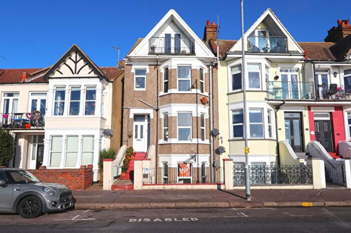 1 Bedroom Flat To Rent In Eastern Esplanade, Southend Seafront, SS1