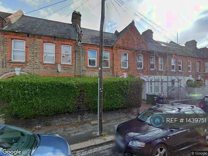 2 Bedroom Flat To Rent In Hibbert Road, London, E17