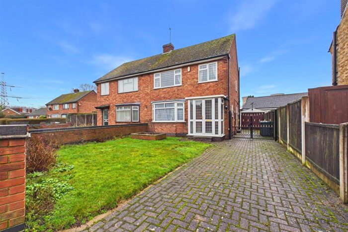 3 Bedroom Semi-Detached House For Sale In Fern Avenue, Willington, Derby, DE65