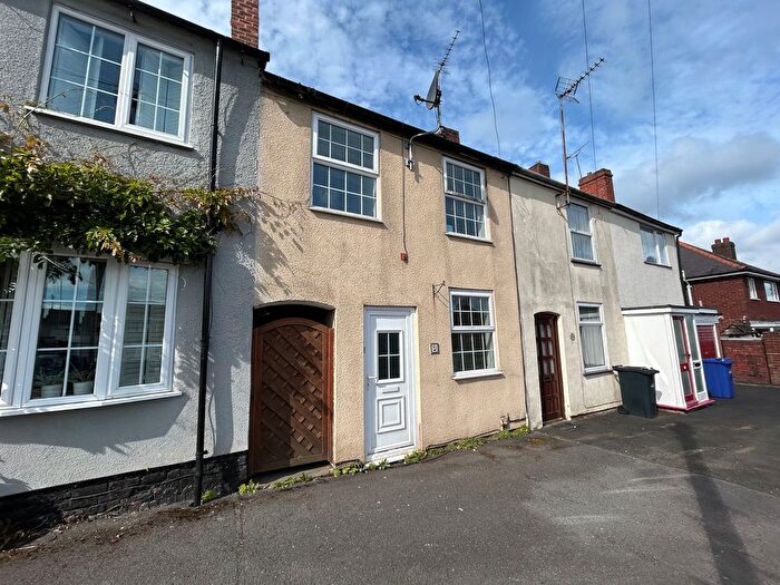 3 Bedroom Cottage To Rent In Wassell Road, Halesowen, B63