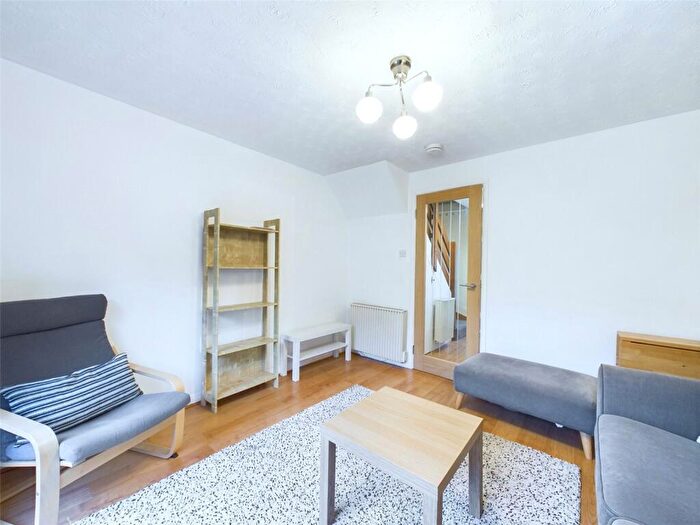 1 Bedroom Terraced House To Rent In Swanston Muir, Edinburgh, Midlothian, EH10
