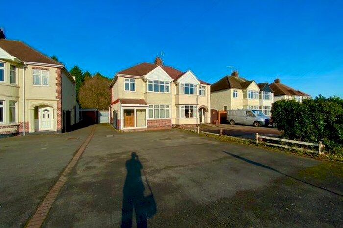 3 Bedroom Property To Rent In Coventry Road, Hinckley, LE10