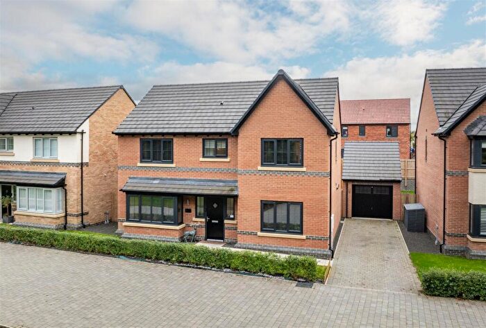 4 Bedroom Detached House For Sale In Frost Grove, Jameson Manor, NE20