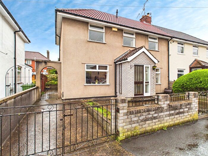 3 Bedroom Semi Detached House For Sale In Gores Marsh Road, Bristol, BS3