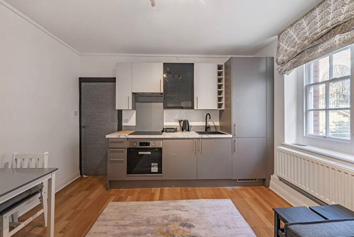 1 Bedroom Flat To Rent In Regency Street, Westminster, London, SW1P