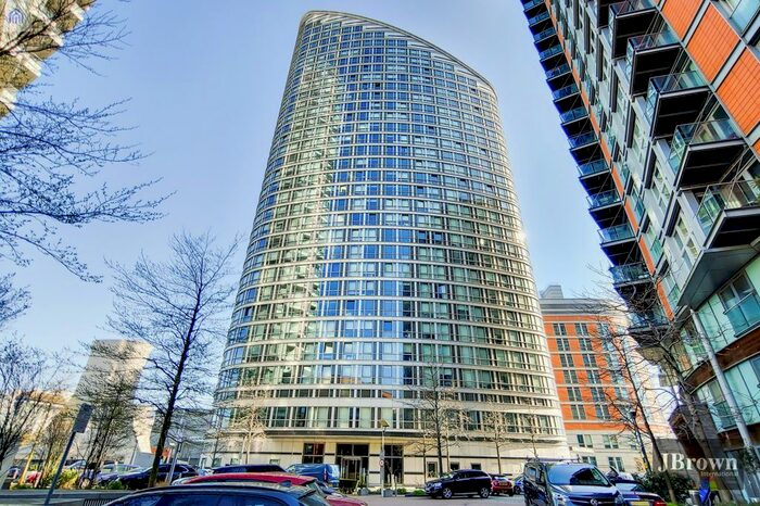 Studio To Rent In Ontario Tower, Fairmont Avenue, London, E14