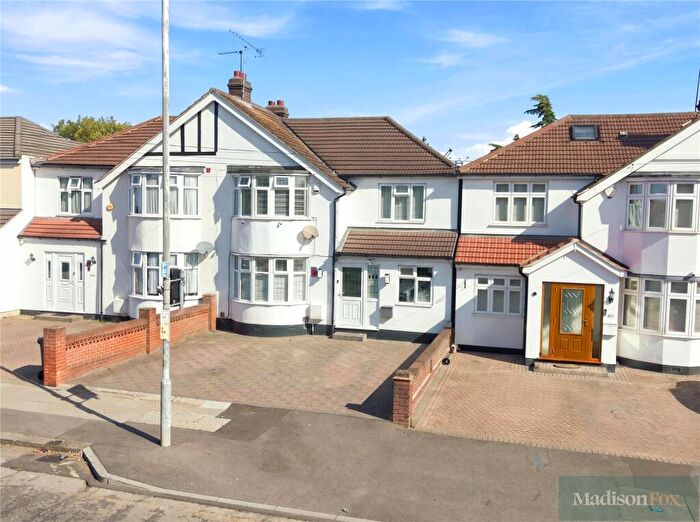 4 Bedroom Semi-Detached House For Sale In Clayhall Avenue, Ilford, IG5