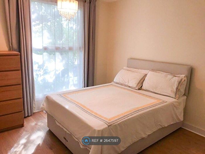 1 Bedroom Flat To Rent In Greyhound Road, London, W6