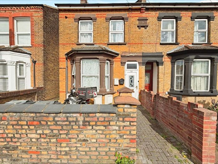 Property To Rent In Cromwell Road, Hounslow, TW3