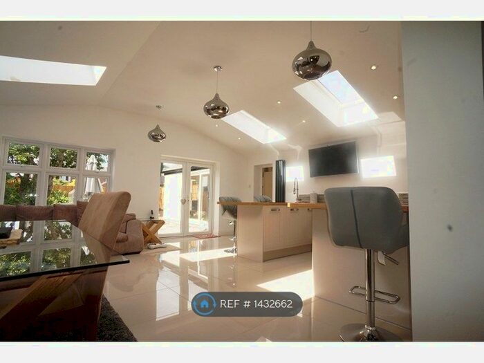 4 Bedroom Detached House To Rent In Heathwood Rd, Cardiff, CF14