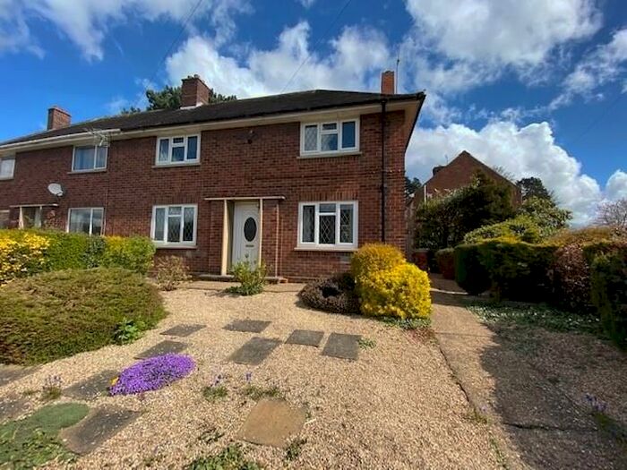 3 Bedroom Semi Detached House To Rent In St. Bernards Avenue, Louth, LN11