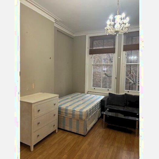 Studio To Rent In Castletown Road, West Kensington, London, W14