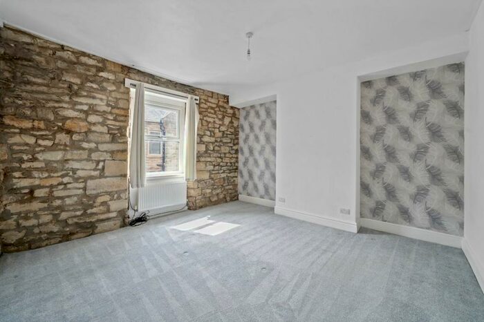 2 Bedroom House To Rent In Albert Street, Burnley, BB12