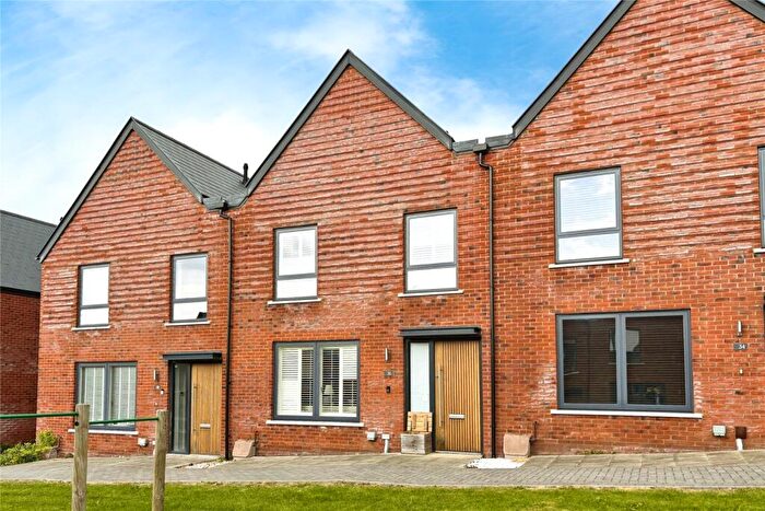 3 Bedroom Terraced House For Sale In Callaway Gardens, Westbury, BA13