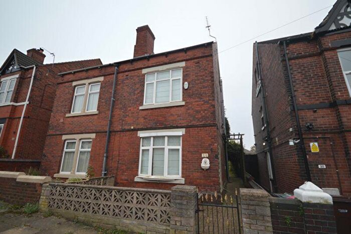4 Bedroom Semi-Detached House To Rent In Broom Grove, Broom, S60