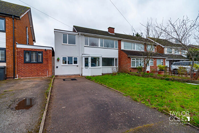 4 Bedroom Semi Detached House For Sale In Highcliffe Road, Tamworth, B77