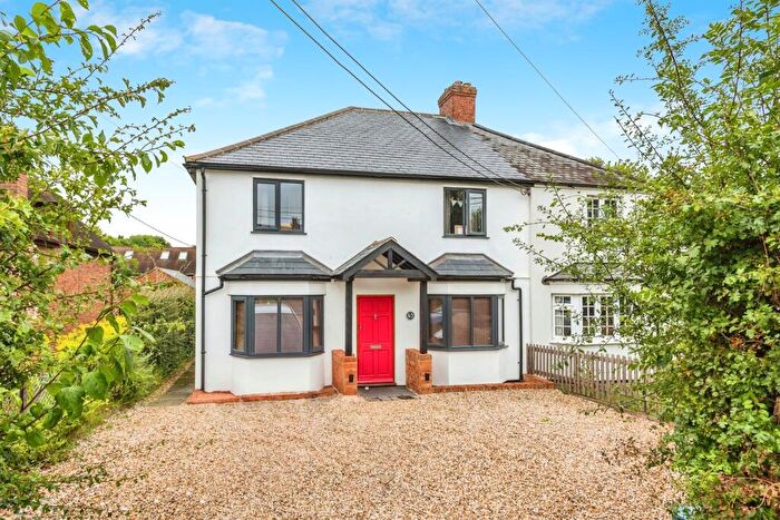 4 Bedroom Semi-Detached House For Sale In London Road, Wheatley, Oxford, OX33