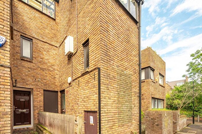 1 Bedroom Flat To Rent In Adelaide Road, Chalk Farm, London, NW3