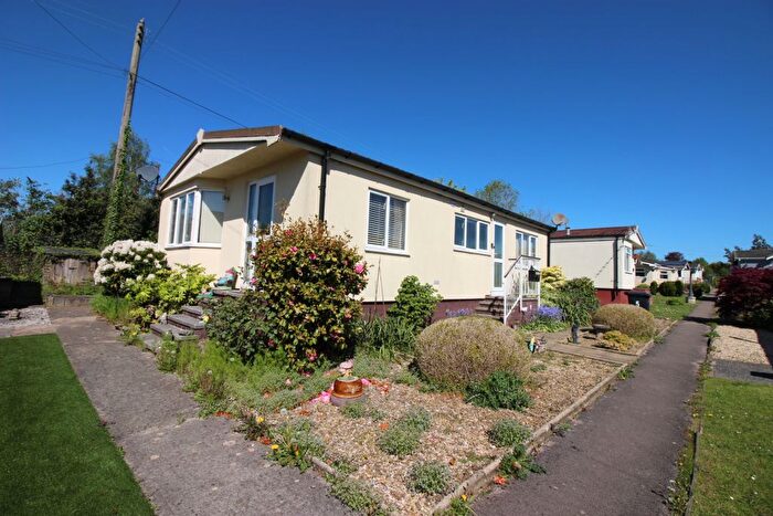 2 Bedroom Detached Bungalow For Sale In Coalway Park, Coalway, Coleford, GL16