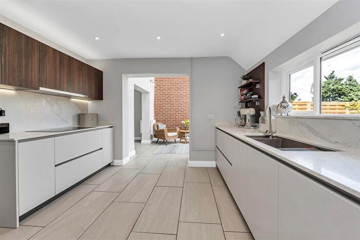 4 Bedroom Semi-Detached House For Sale In Quaker Lane, Beyton, Bury St. Edmunds, IP30