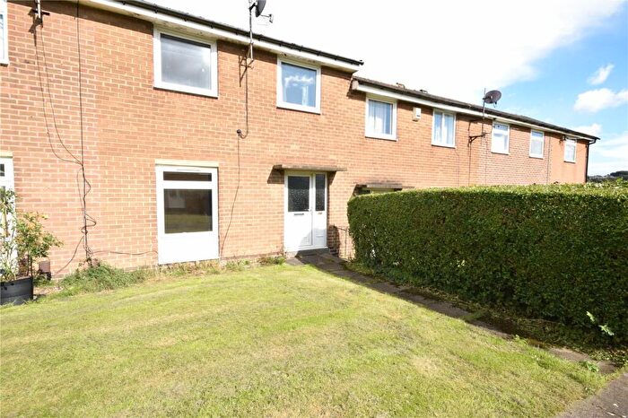 3 Bedroom Terraced House To Rent In Greenlea Avenue, Yeadon, Leeds, West Yorkshire, LS19