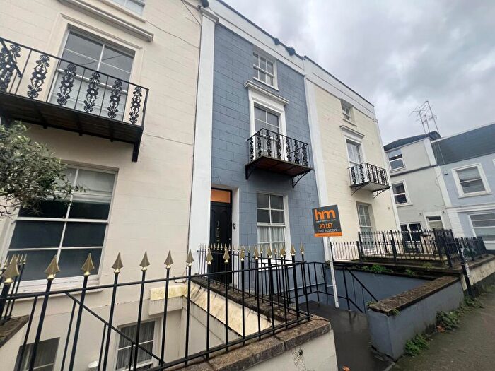 1 Bedroom Flat To Rent In Oakfield Place, Bristol, BS8