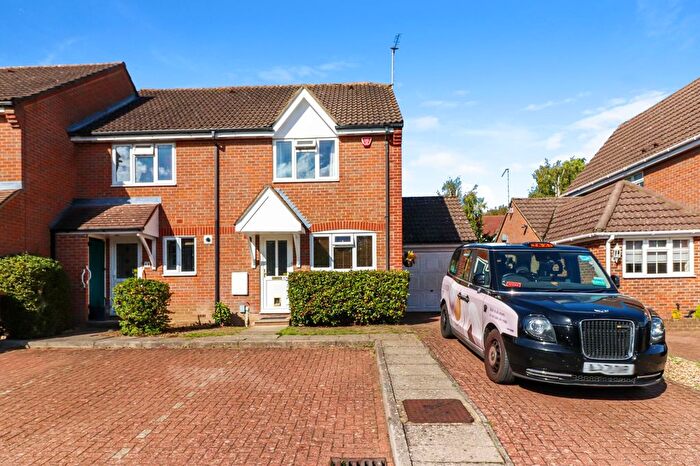 3 Bedroom Property For Sale In Magnolia Avenue, Abbots Langley, WD5
