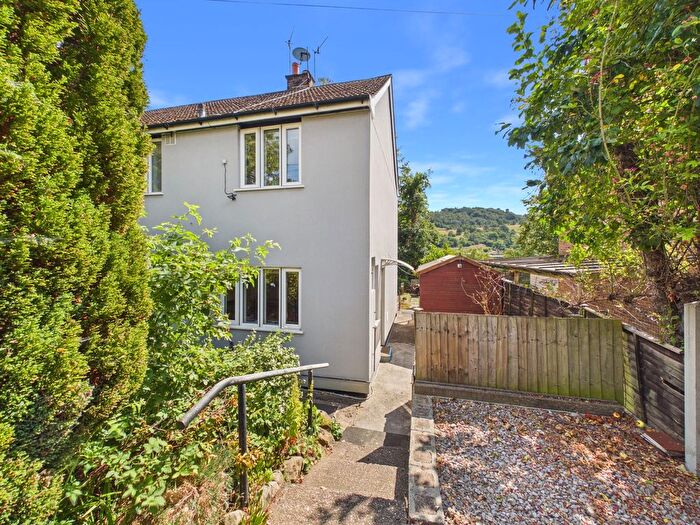 3 Bedroom Semi Detached House For Sale In Hurst Rise, Matlock, DE4