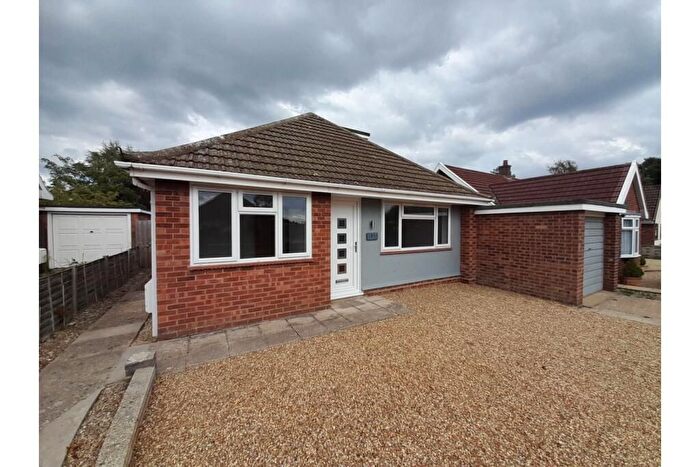 3 Bedroom Detached Bungalow To Rent In Gowing Road, Norwich, NR6
