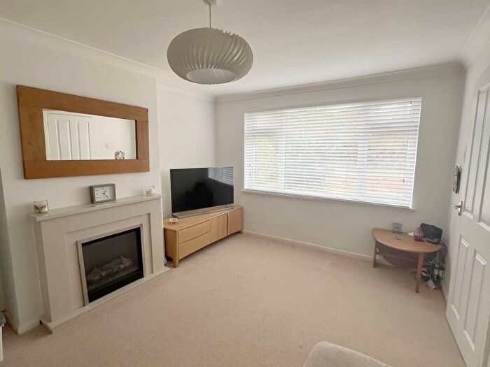 2 Bedroom Semi-Detached Bungalow For Sale In Digby Drive, Mitton, Tewkesbury, GL20