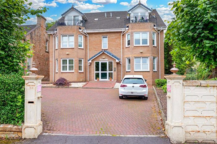 2 Bedroom Flat For Sale In Belhaven Terrace, Wishaw, ML2