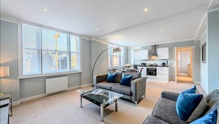 1 Bedroom Flat To Rent In Hill Street, Mayfair W1J