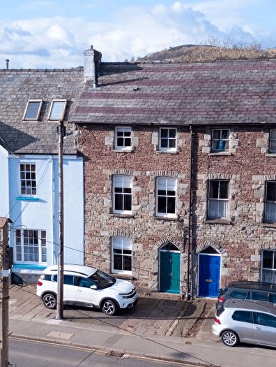4 Bedroom Town House For Sale In Bridge Street, Brecon, LD3