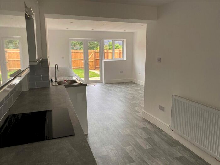 4 Bedroom Terraced House To Rent In Spinney Way, St. Ives, PE27