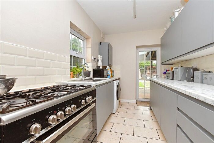 4 Bedroom Semi-detached House For Sale In Whatley Avenue, London, SW20