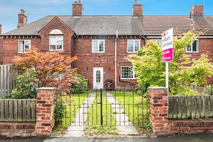 2 Bedroom Terraced House For Sale In Kings Mead, Pontefract, WF8