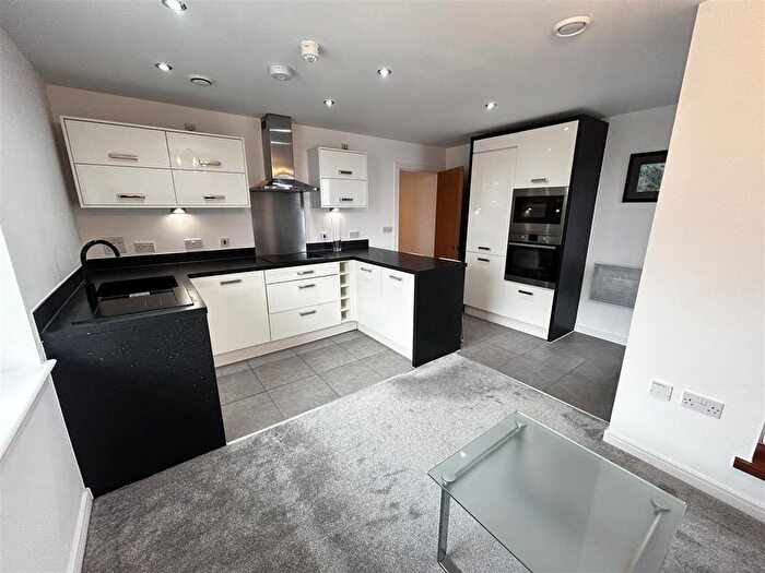 1 Bedroom Flat To Rent In Pendeen House, Ferry Court, Cardiff, CF11