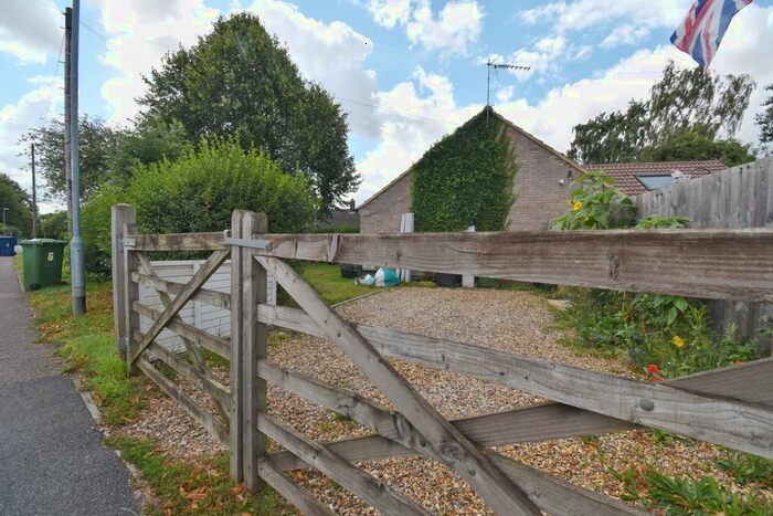 2 Bedroom Bungalow For Sale In Palmers Close, Linton, Cambridge, CB21