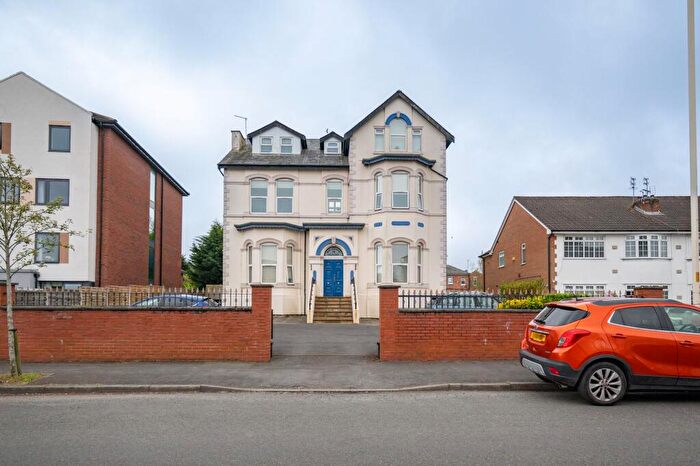 2 Bedroom Apartment For Sale In Park Road, Southport, PR9