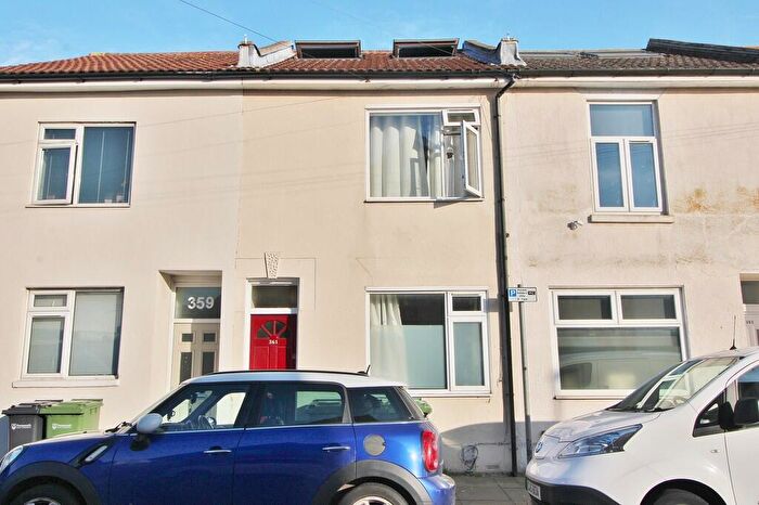 7 Bedroom Terraced House For Sale In Fawcett Road, Southsea, PO4