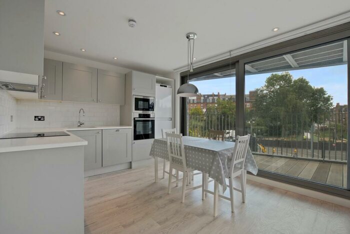 2 Bedroom Flat To Rent In Mill Lane London, NW6