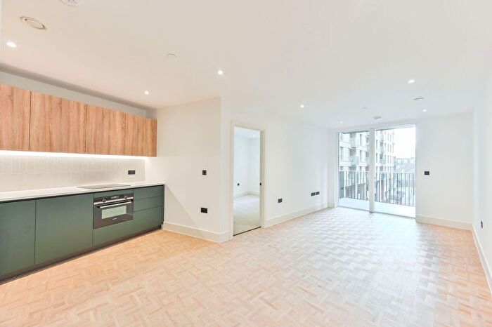 1 Bedroom Flat To Rent In One Clapham, Battersea, London, SW11