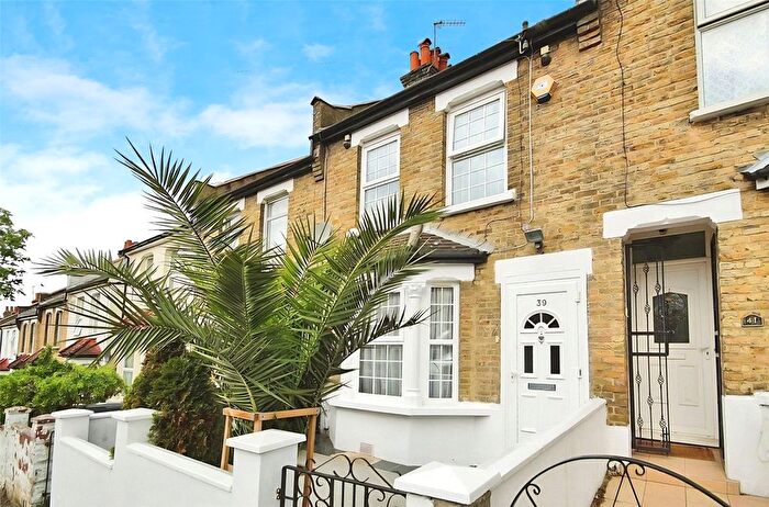 4 Bedroom Terraced House To Rent In Bungalow Road, London, SE25