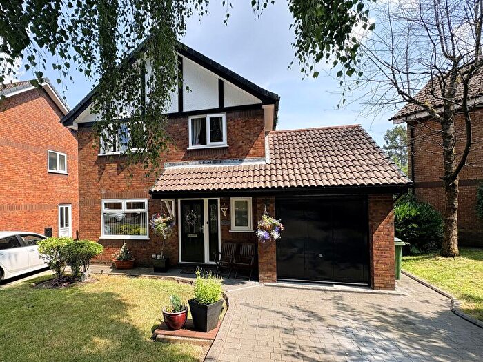 4 Bedroom Detached House For Sale In Midford Drive, Bolton, BL1