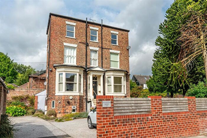 2 Bedroom Flat To Rent In Acomb Road, York, YO24