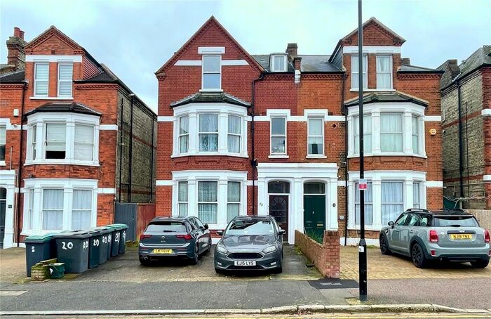 1 Bedroom Flat To Rent In Clarence Road, Wood Green, London, N22
