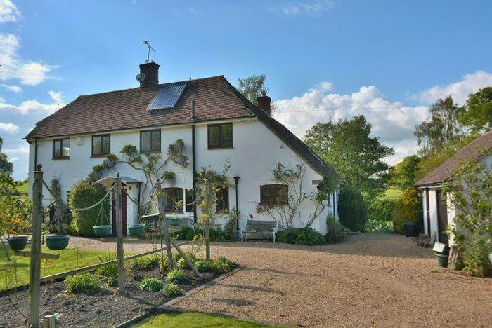 4 Bedroom Detached House For Sale In Corfe Mullen, Wimborne, BH21