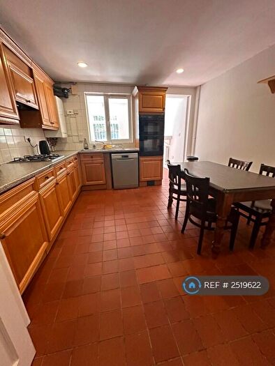 4 Bedroom Terraced House To Rent In Monthope Road, London, E1