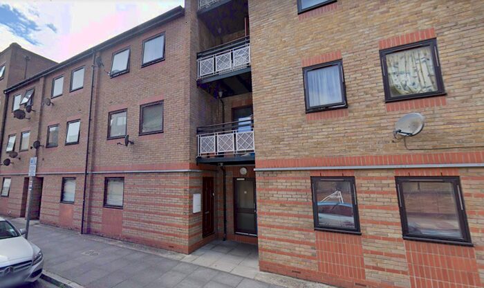 Studio To Rent In Horseferry Road, Limehouse, London, E14